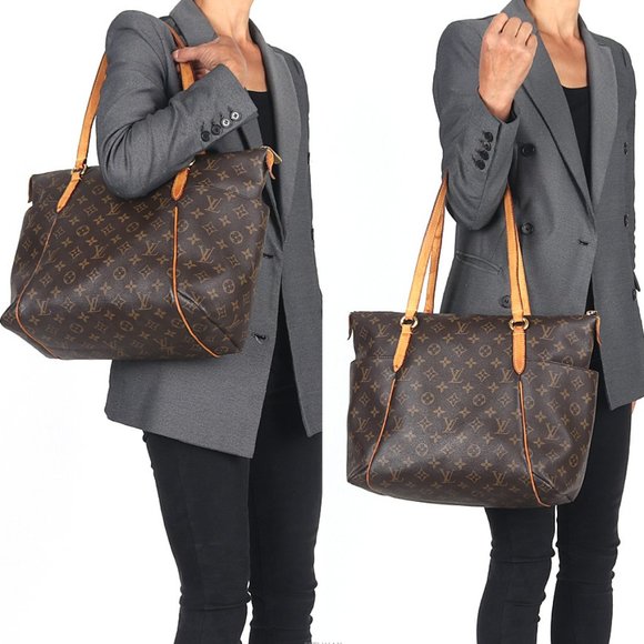 Louis Vuitton Handbags - LOUIS VUITTON Totally MM Shoulder Bag